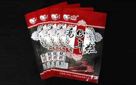 聚酯（PE）材質(zhì)真空包裝袋有哪些特點(diǎn)？